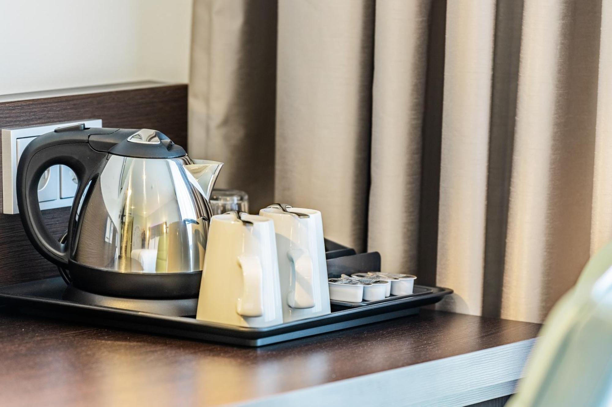 Premier Inn Berlin City Wilmersdorf Bagian luar foto
