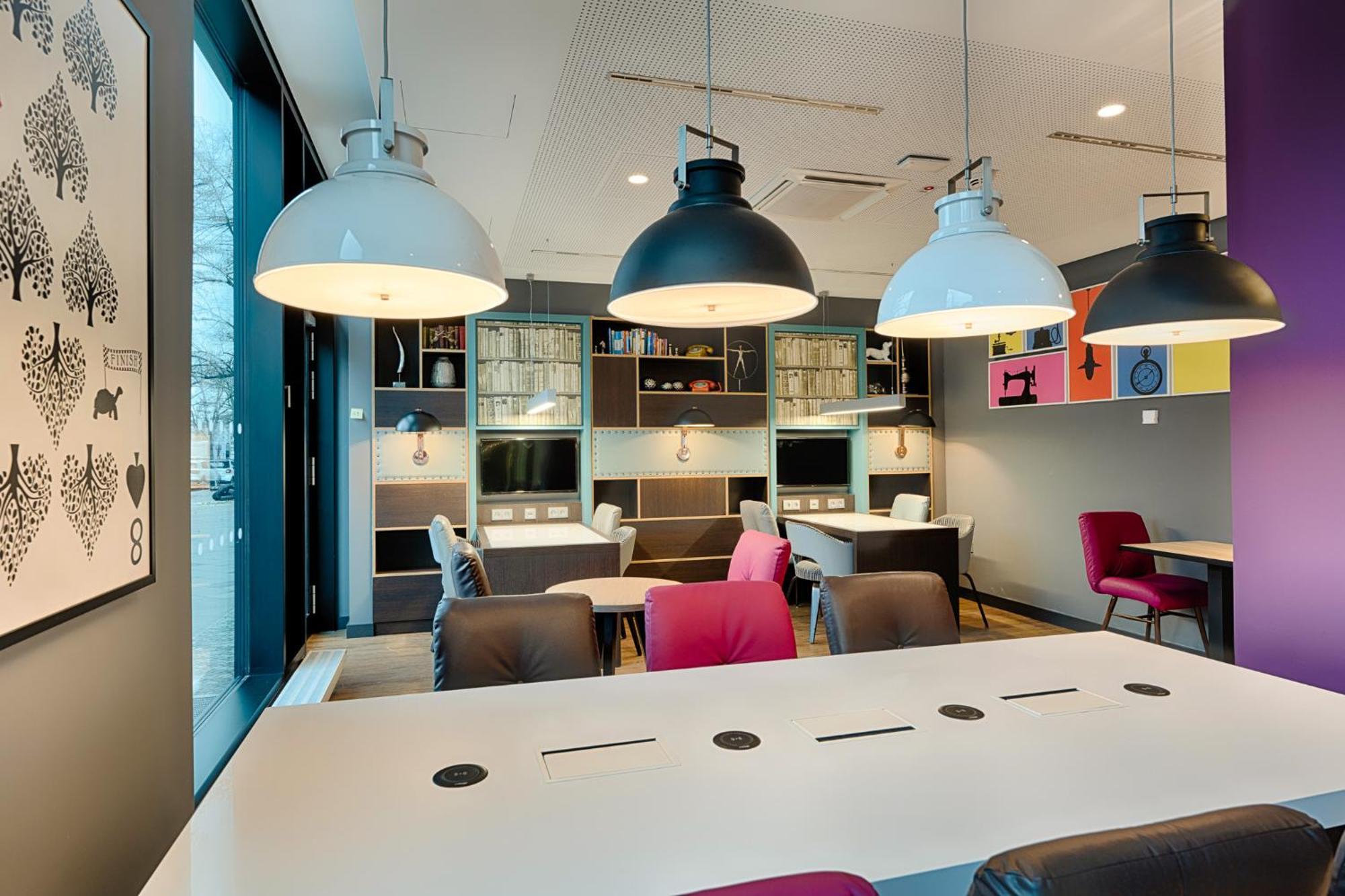 Premier Inn Berlin City Wilmersdorf Bagian luar foto